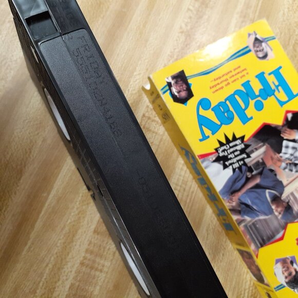 Friday 1995 VHS Ice Cube Chris Tucker John Witherspoon 90s Cult Classic Comedy - Picture 9 of 9